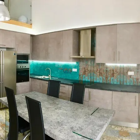 杰诺塔威客别墅 - 带游泳池 别墅 塞图巴尔