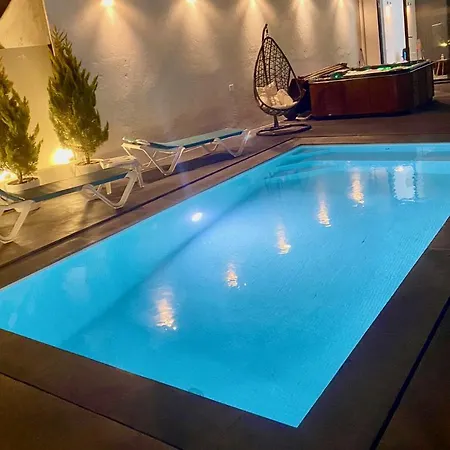 Luxury With Private Pool E Jacuzzi Year-round A 25 Min De Lisboa Villa