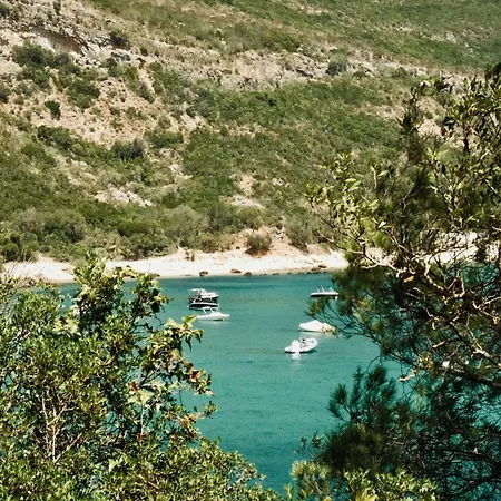 Villa Luxury With Private Pool E Jacuzzi Year-round A 25 Min De Lisboa *